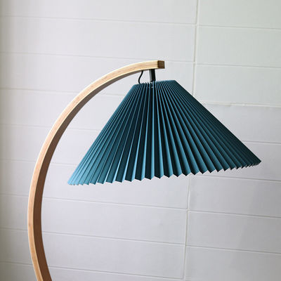 ins pleated retro wood floor lamp decoration vintage floor lamps living room bedroom bedside wooden floor light supplier