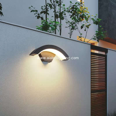 Waterproof IP65 surface acrylic 12W exterior wall lighting fitting outside wall lamp light fixtures supplier